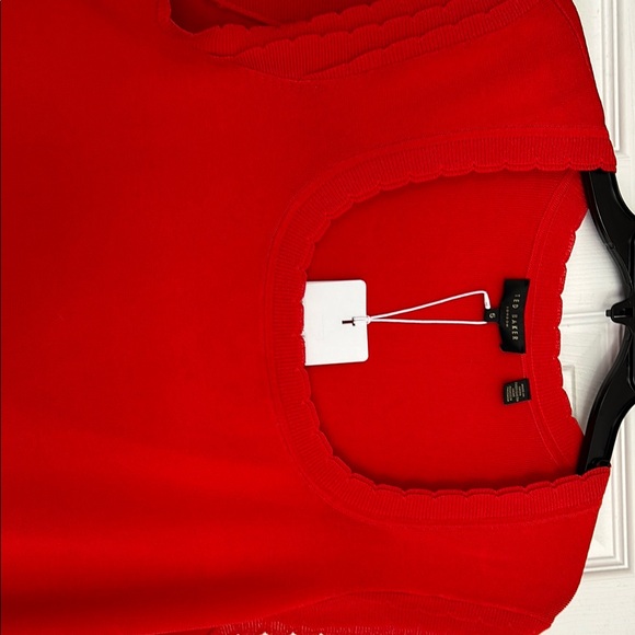 Ted Baker Women's Red Sleeveless Top NWT - Picture 3 of 9